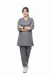 Aura women scrub
