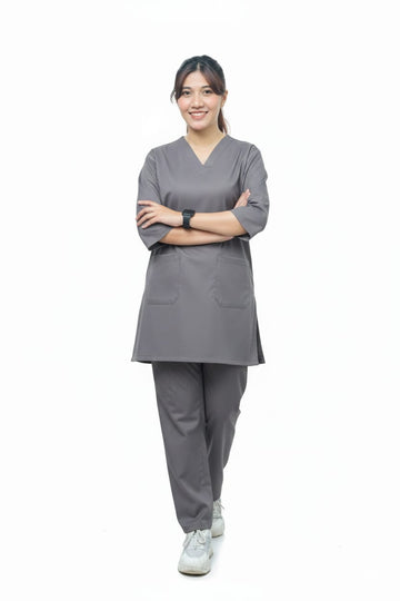 Aura women scrub